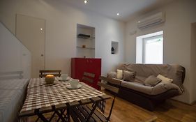 Seven Hills Duplex Eco-Cottage